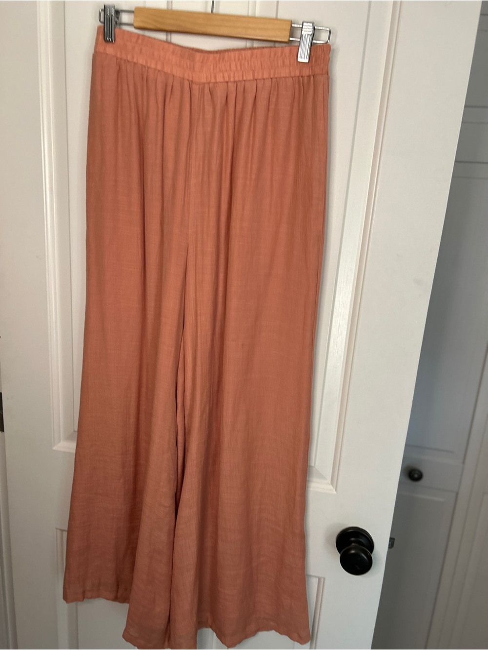 Saloos Women’s Lightweight Wide-Leg Peach Pants - double layered - US Medium